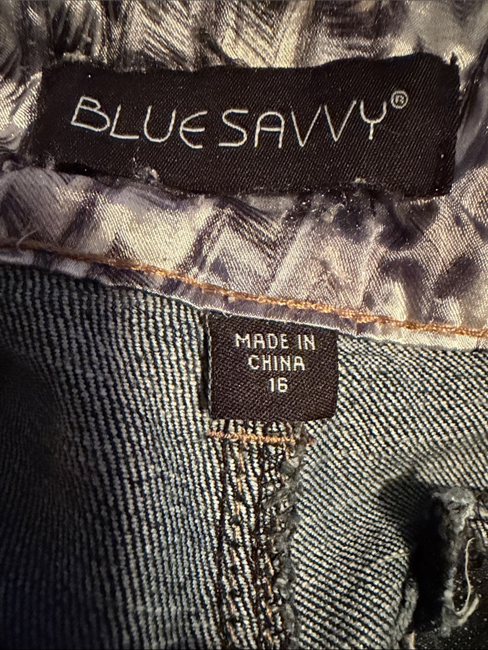 Women’s Dark Denim Shorts - Classic Casual Style - Picture 3 of 3